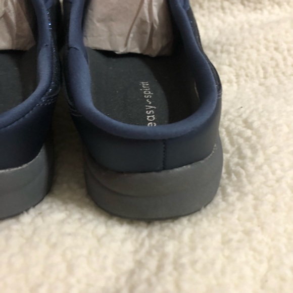 Easy Spirit Navy Slip On Shoes With Sparkle Detail Size 11 - Picture 4 of 7